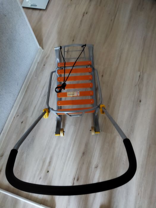 Продаю санки в хорошего качества