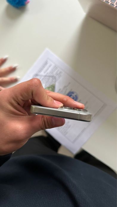 Продам 16 про макс 256гб