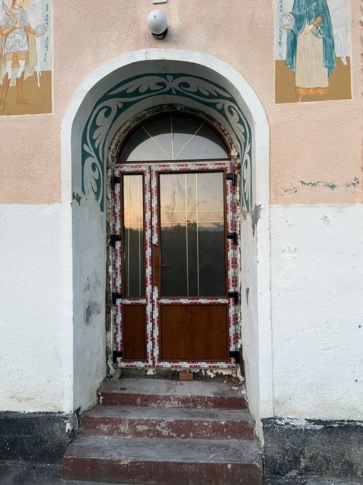 Vand usi si geamuri termopane,plase de tantari