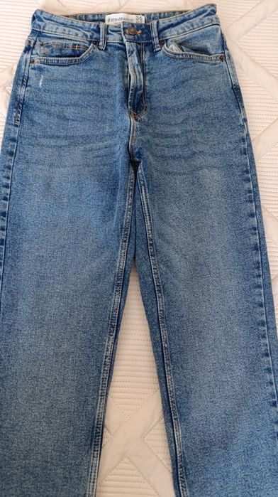 Джинсы фирменные