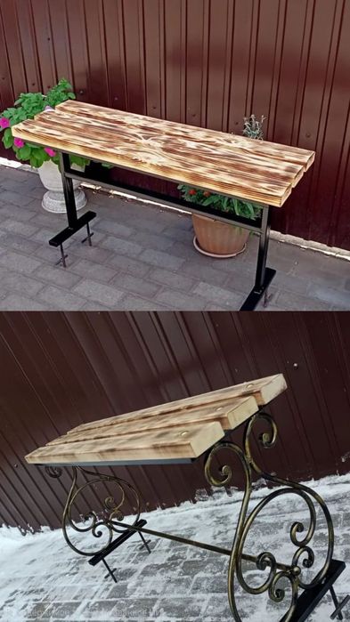 Оградки, столики, кресты, лавочки.