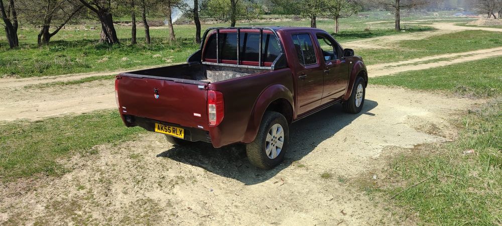 Nissan navara d40 2.5 diesel