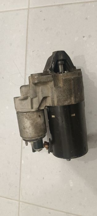 Продам стартер на Дастер