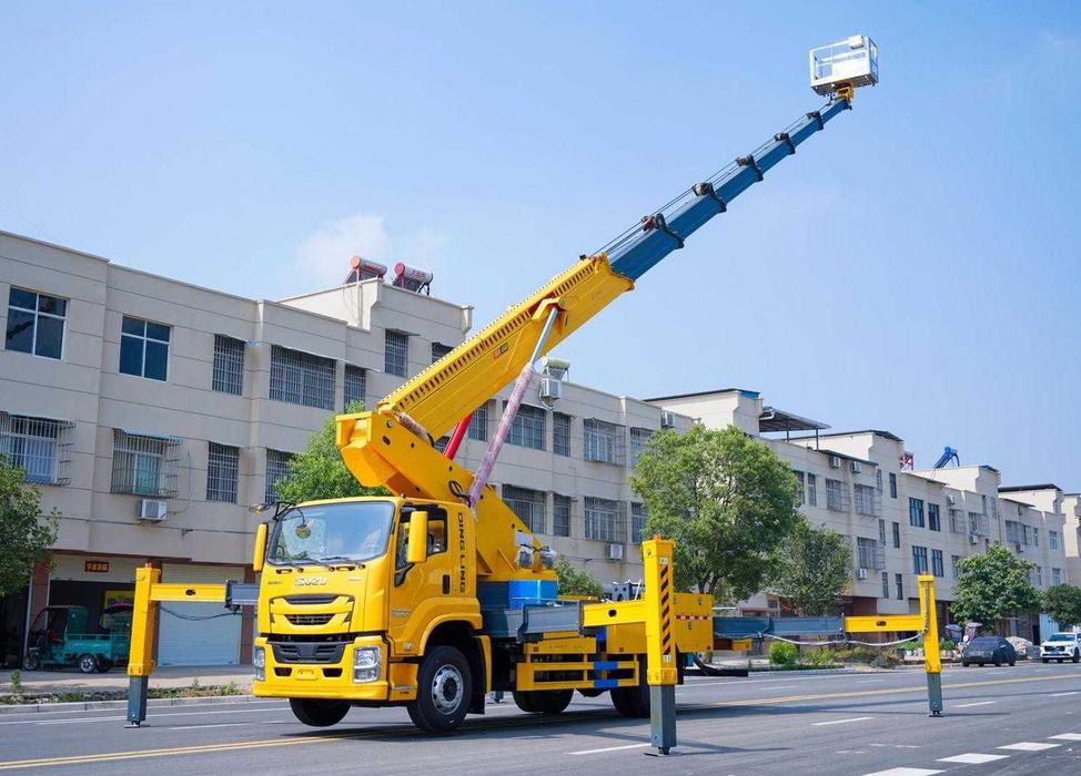 ISUZU 45-метровая автовышка CIP Tashkent 98.000$ Zakaz