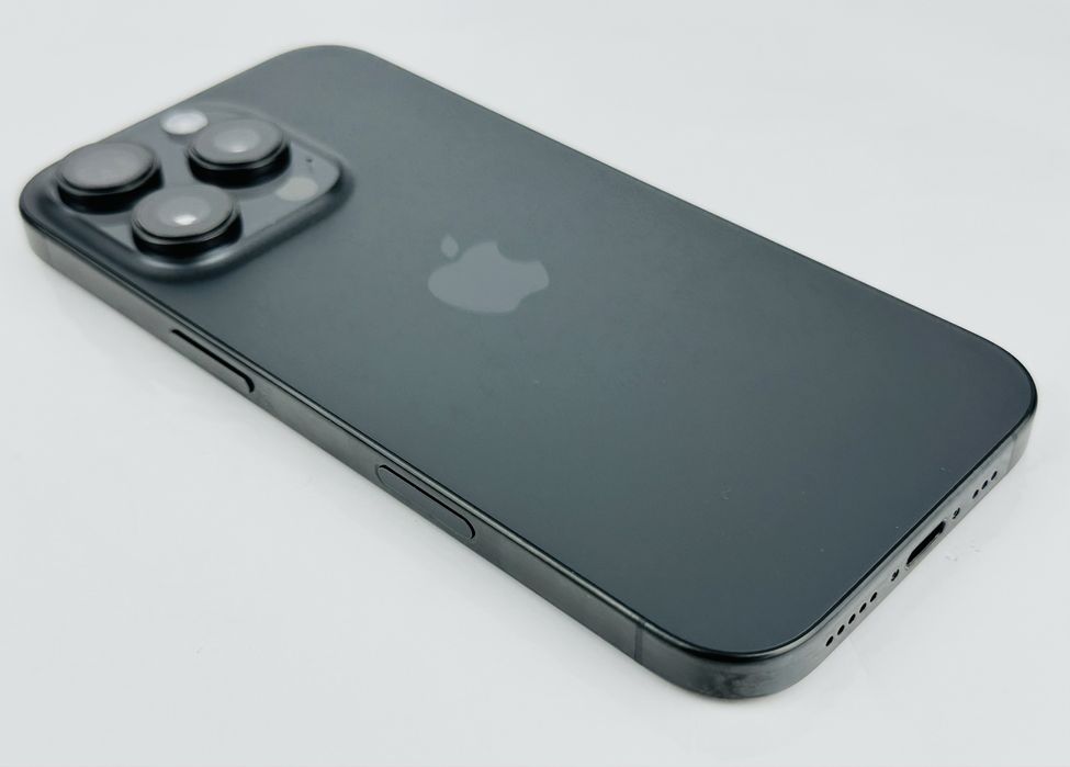 Apple iPhone 16 Pro 128GB Black Titanium Перфектен! Гаранция!