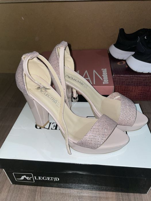 Сандали на ток 38 номер