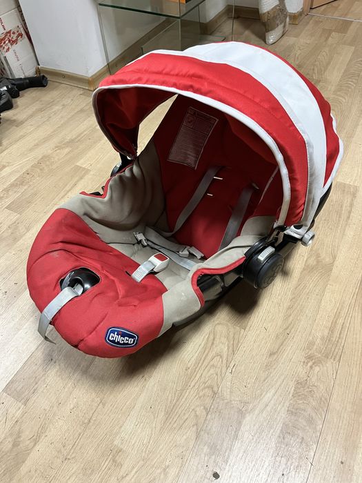 Scoică auto / Scaun copil Chicco