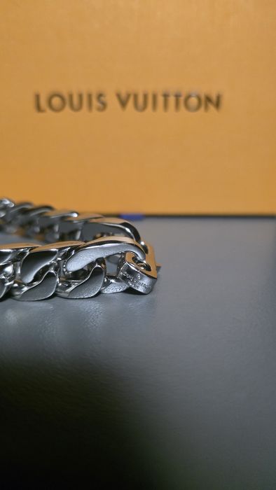 Louis vuitton мъжка гривна