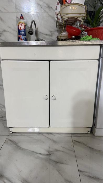 Продам кухонную мебель