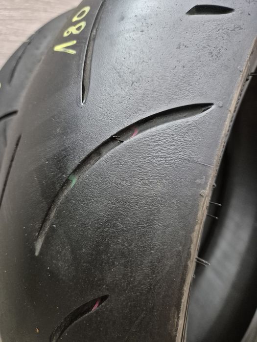 Set anvelope moto 120 70 17 cu 180 55 17 Dunlop Roadsport 2 dot 2022 si 2024