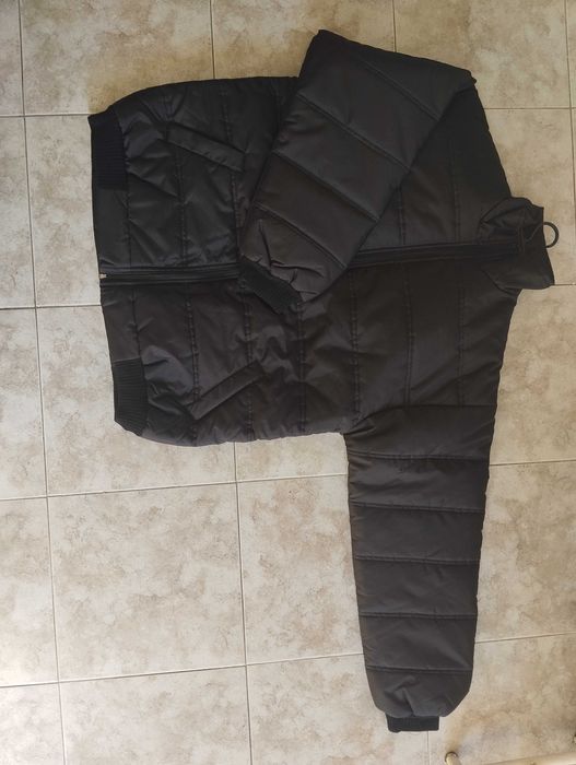 Мъжки черно яке с ластик