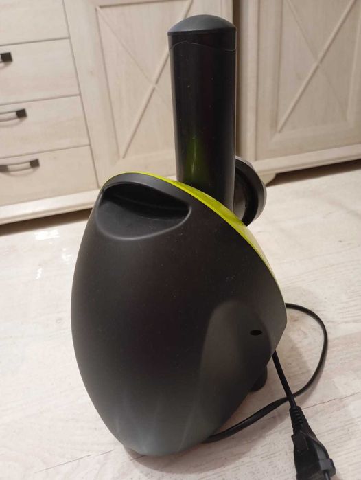 Frozen Fruit dessert maker, aparat de facut inghetata 150W