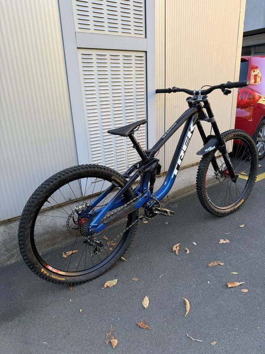 Trek Session 9 2025 R3