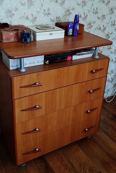 Спальный гарнитур