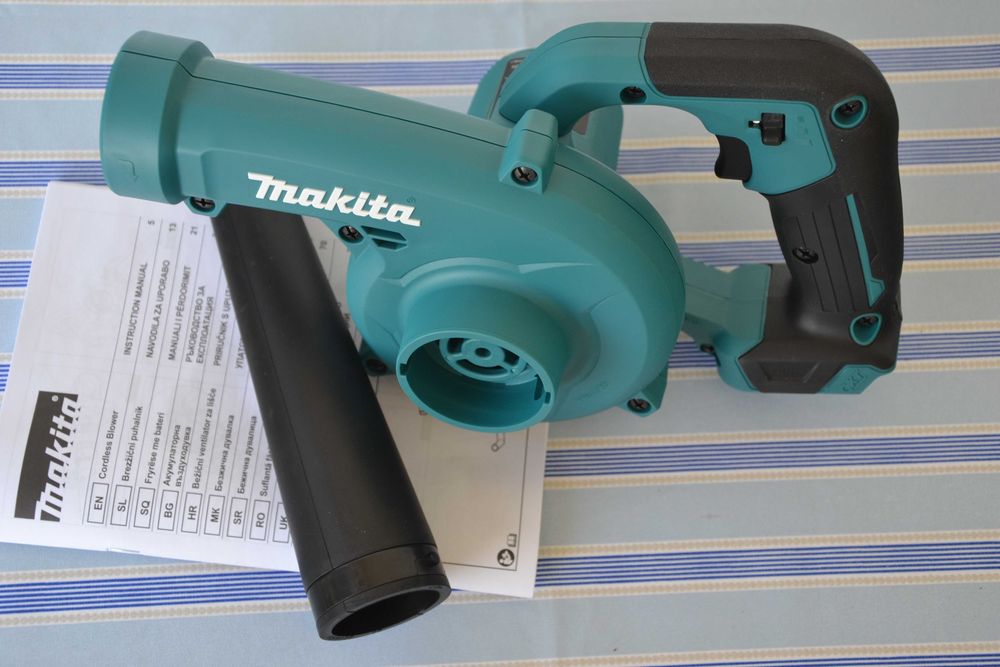 Оригинална нова въздуходувка Makita 12V
