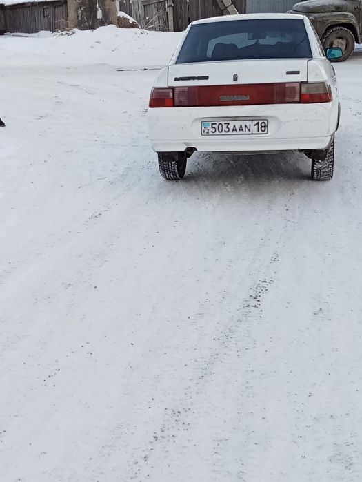 Продам авто ваз 2110