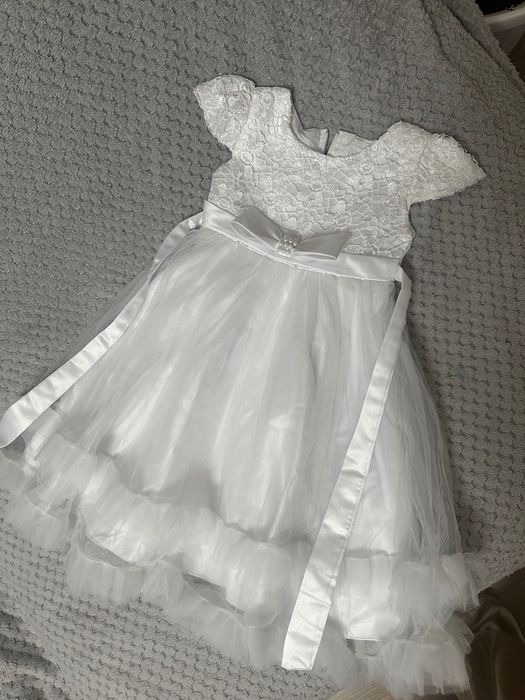 Продам детское нарядное  платье