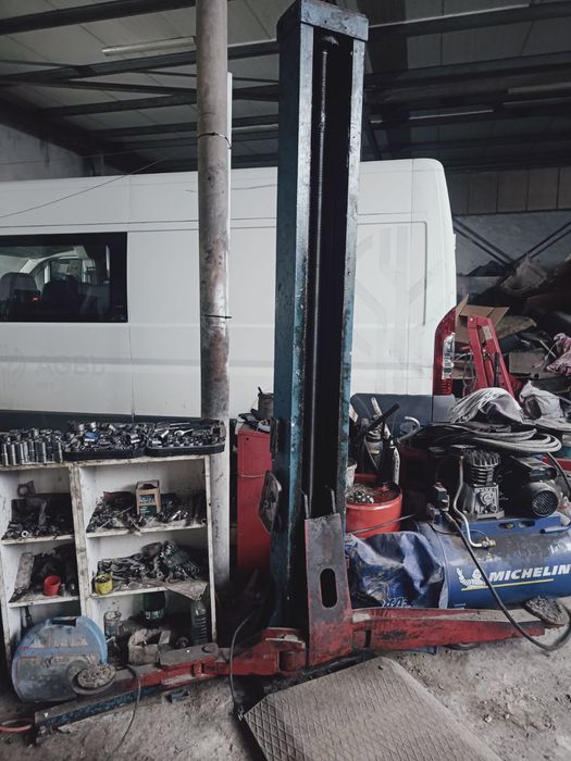 Руски подемник 2.5 t.