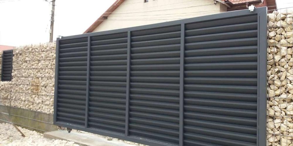 garduri și porți tip jaluzea fer forjat șipcă metalică plasă bordurat