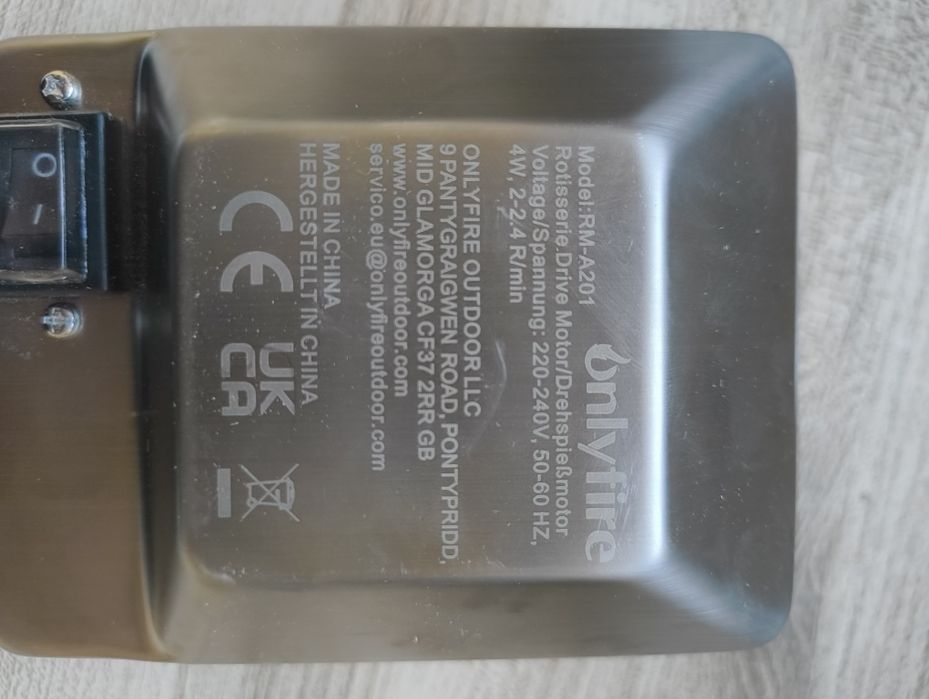 Motor electric pentru rotisor INOX (modelul Onlyfire RM-A201).
