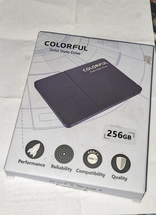 SSD накопитель SL500 256 гигов
