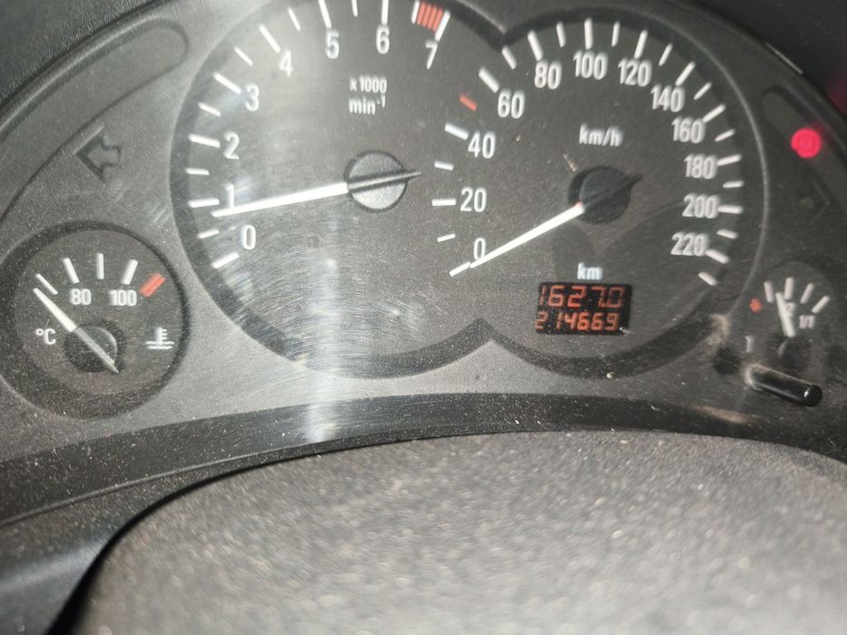 Vând Opel Combo 1.4 benzina