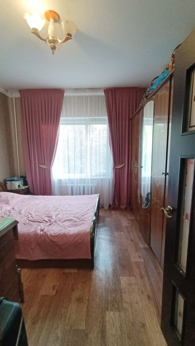 Продам 3х ком. кв. в 8мкр дом 18