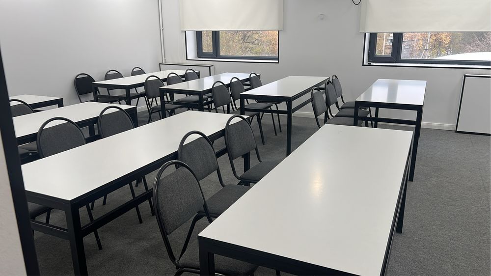 Кабинет с партами в аренду