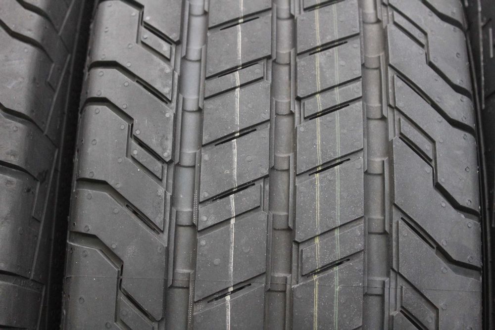 225/75-16C Continental Conti Van Contact