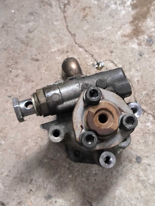 Хидравлична помпа за Golf 4 Audi A3 S3 8L Seat Skodа Голф 4 Ауди А3