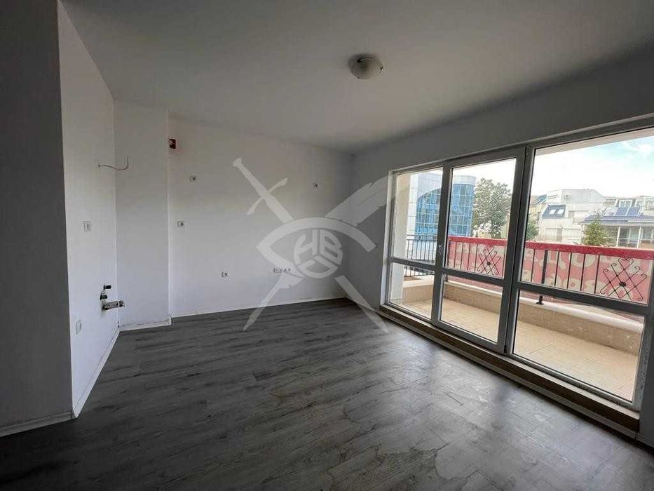 Продава се Едностаен апартамент в Свети Влас - 41 кв.м за 1732 €/кв.м - Снимка #1