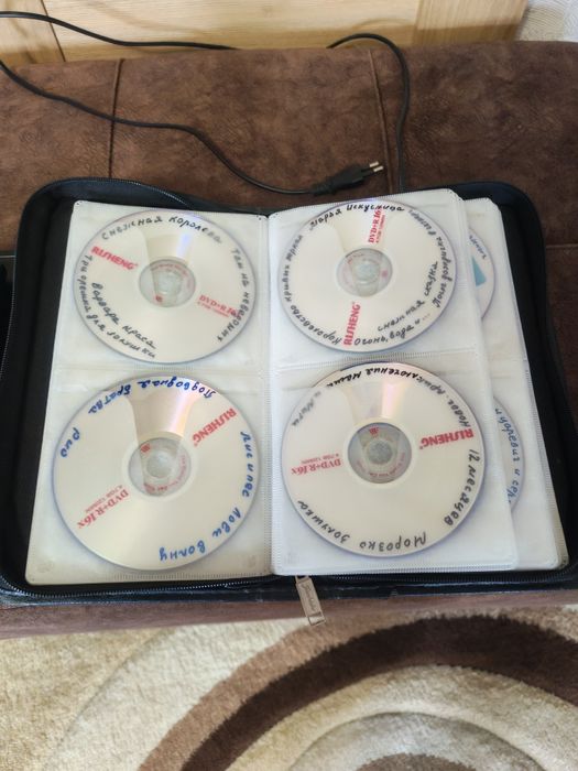 Продам DVD плеер LG