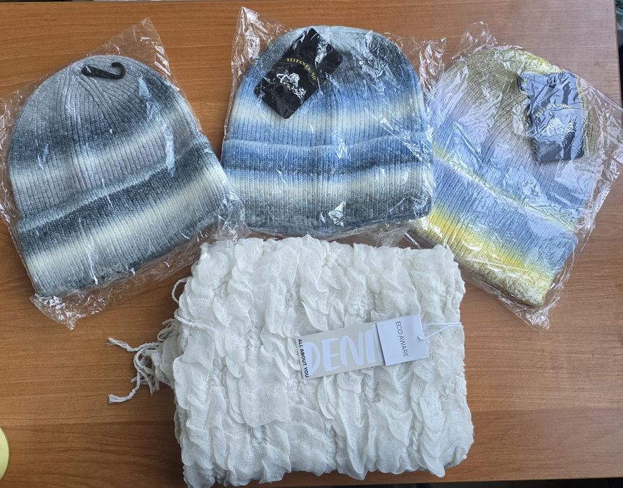 Шапки на подарки муж и жен