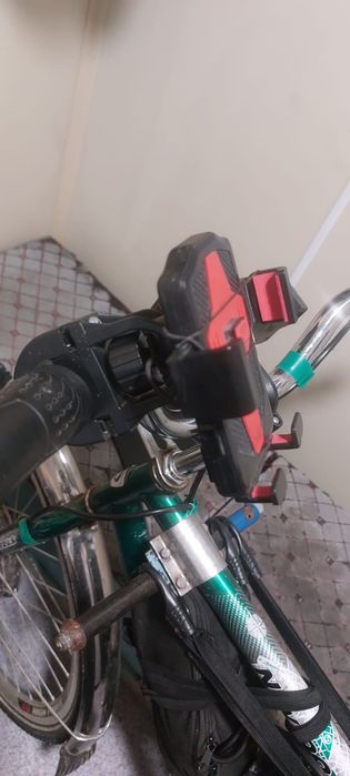 Держатель сотки на велосипед