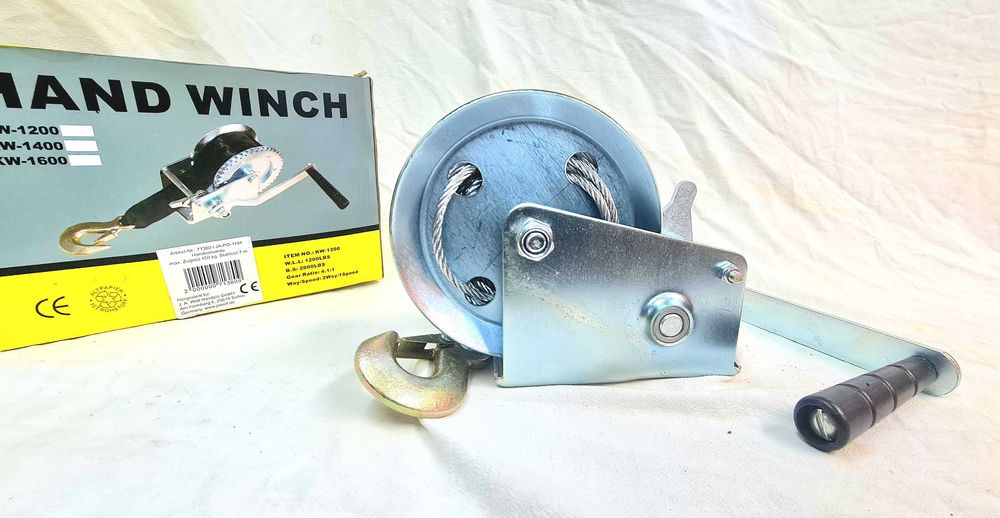 Ръчна лебедка с манивела и блокаж, товароподемност 450кг, въже-7м