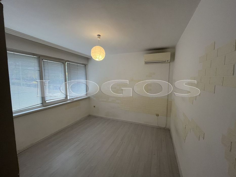 Продава се Тристаен апартамент в Варна, Лятно кино Тракия - 77 кв.м за 3052 €/кв.м - Снимка #3