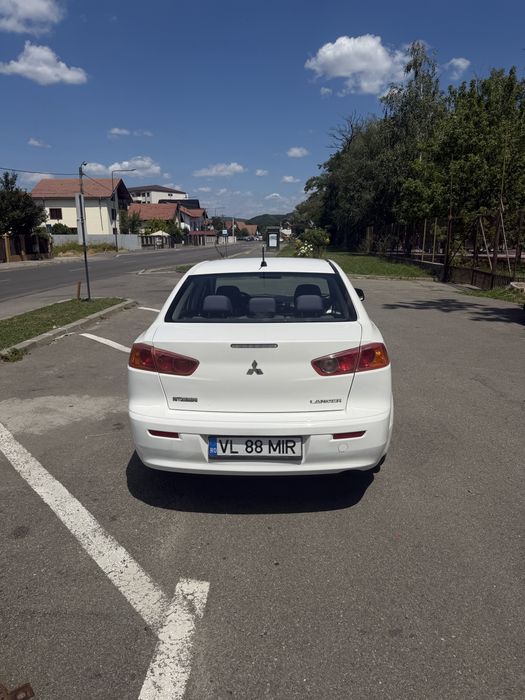 MITSUBISHI Lancer 2010 — imagine 4