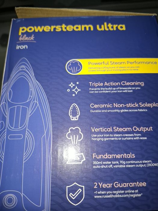 Чисто нова ютия - Russell Hodds