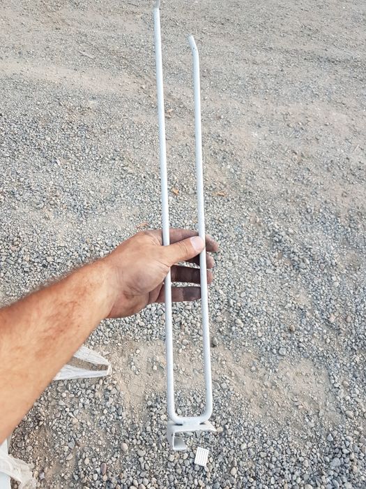 Куки закачалки за стелажи