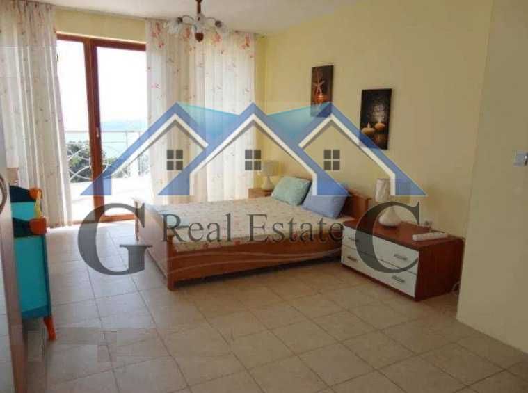 Продава се Къща в Варна, Бриз - 198 кв.м за 1566 €/кв.м - Снимка #2