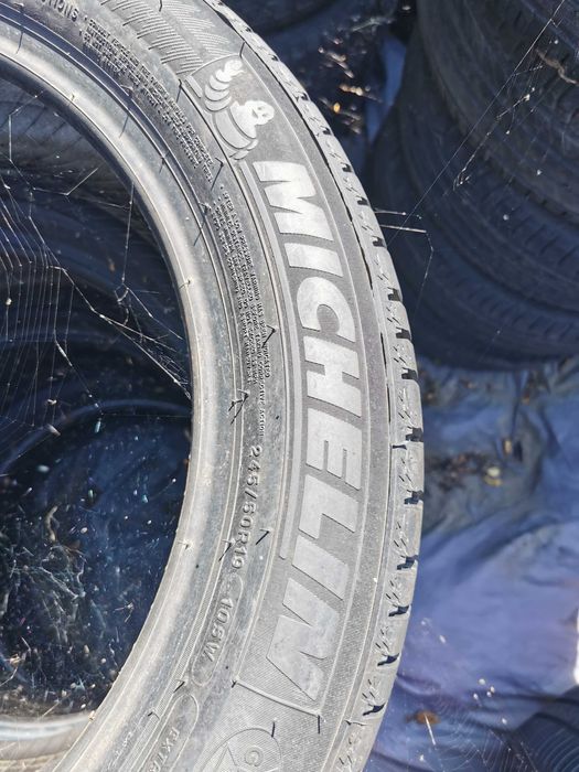 245 50 19 Michelin