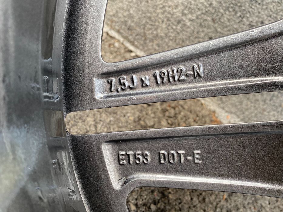 Всезонни гуми с джанти AMG за Mercedes GLB X247 235/50/19