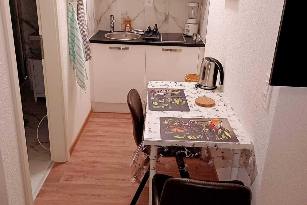 Дава се под наем Едностаен апартамент в София, Малинова долина - 57 кв.м за 346.8 € - Снимка #1