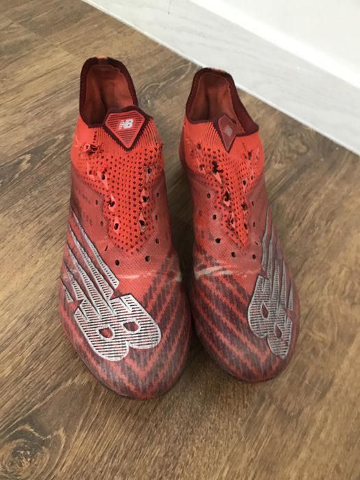 Футбольные бутсы NEWBALANSE