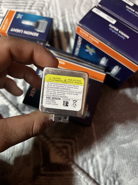 Set 2 becuri xenon D2S  D1s D3s 6000K 35 w SuperVision UP +50%