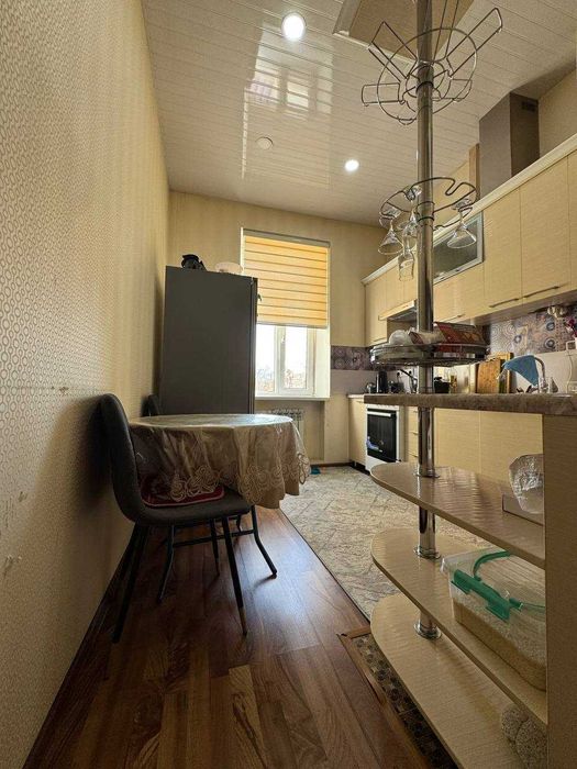 Навои, Высокопотолочка! , 3/3/4, 75 м2, Анхор