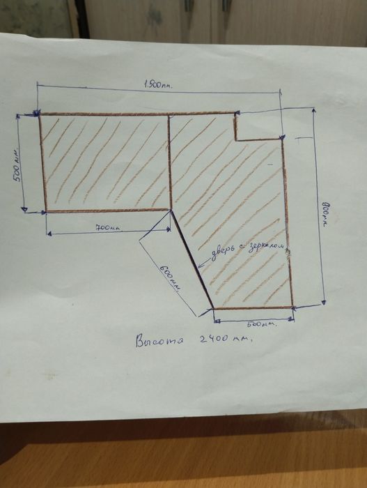 Отдам шкаф угловой СРОЧНО