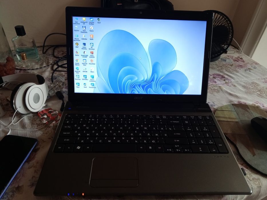 Acer Aspire 5560 Ноутбук сотилади
