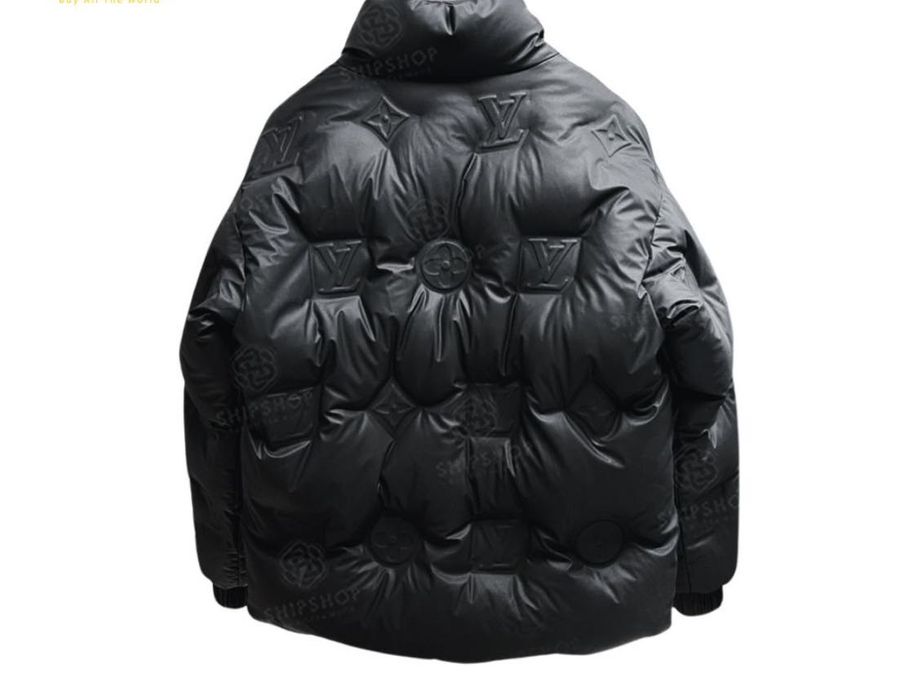 Оригинальный пуховик Luis Vuitton