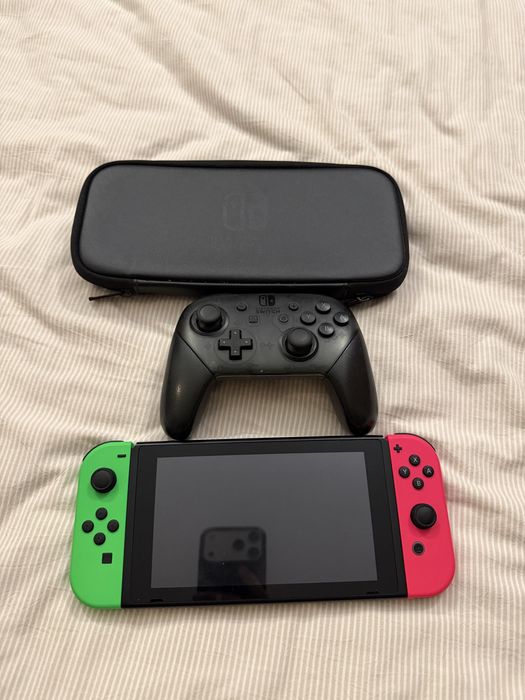 Nintendo Switch, Про контроллер и доп Joy-con в комплекте
